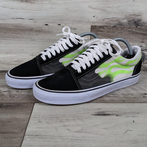 Vans Other - VANS*Unisex "Off The Wall" 2020 Flame Black True White Lace-Up Sneakers~See SIze